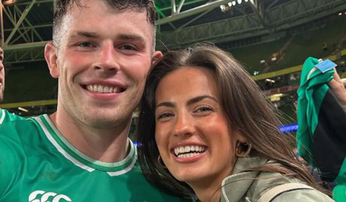 Ireland winger proposes to girlfriend on holiday