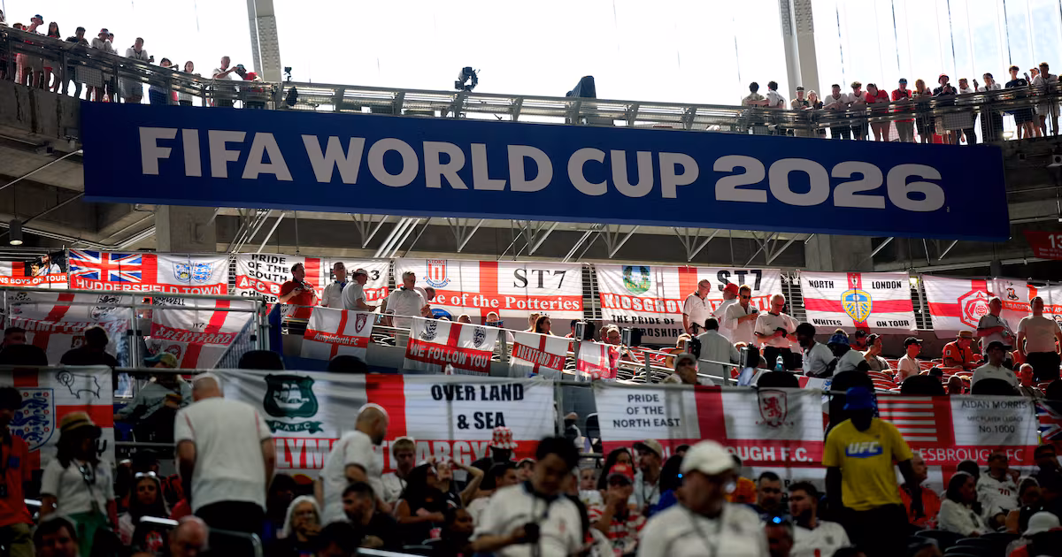 England Fans Leave Work for World Cup Match