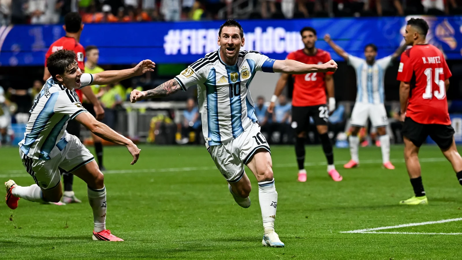 Argentina Stages Comeback to Beat Egypt 3-2