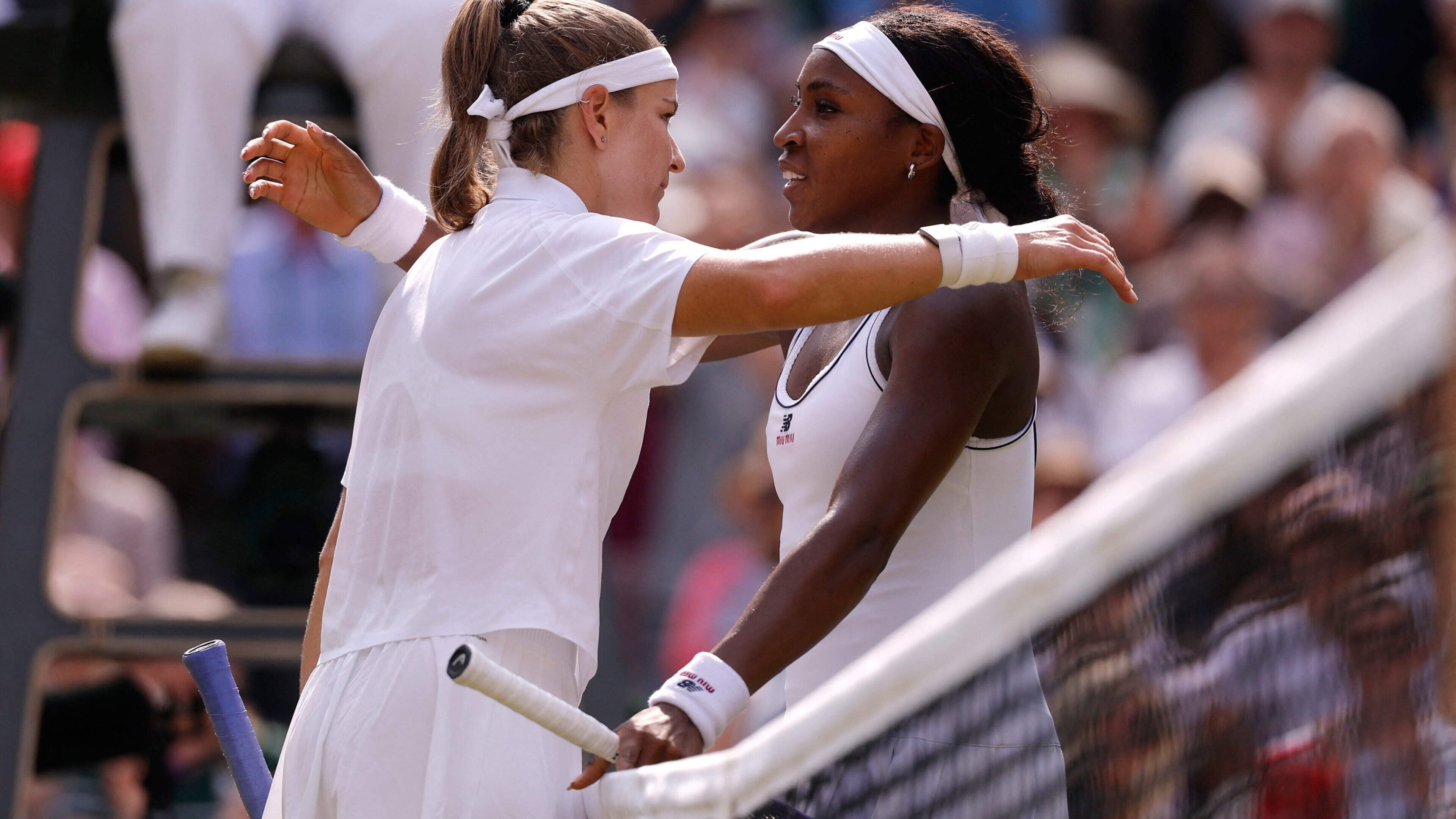 Muchova defeats Gauff in Wimbledon semi-finals