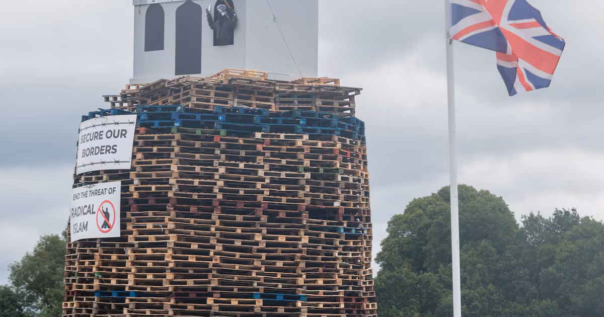 Moygashel Bonfire Display Faces Political Backlash