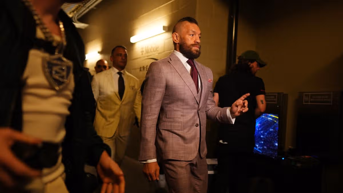 Conor McGregor Returns to Face Max Holloway