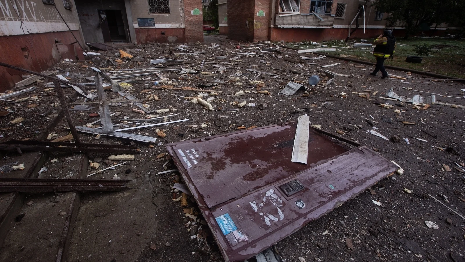 Nine dead in Russia-Ukraine strikes exchange