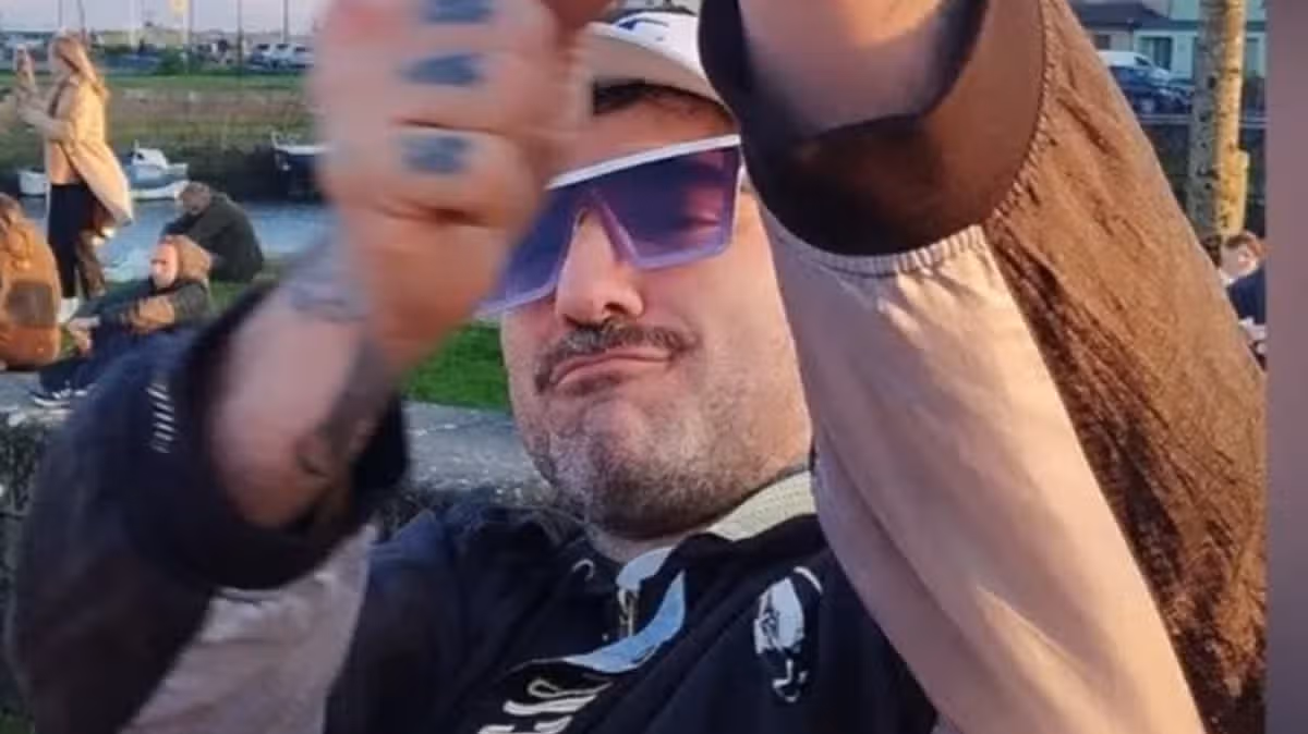 Brazilian Barber Dies After E-Scooter Crash