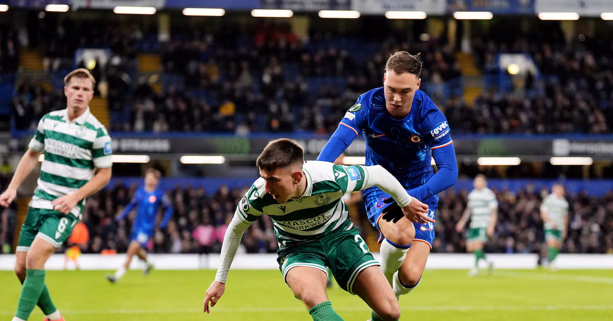 Darragh Burns Joins Derry City from Grimsby Town