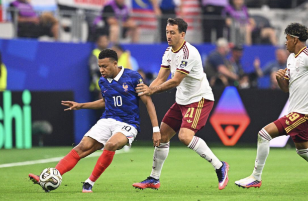 France Loses 0-2 to Spain in Semi-Final