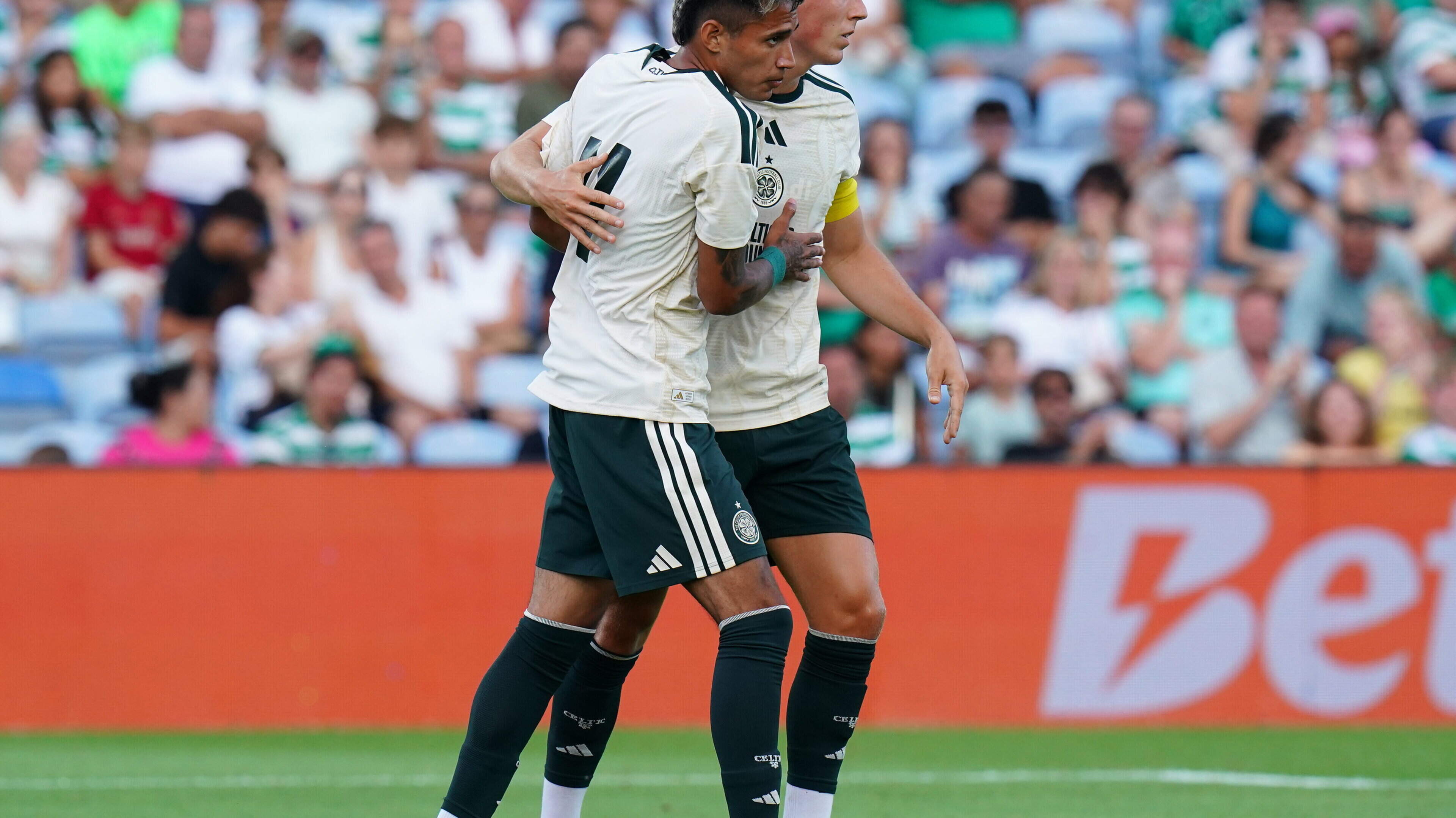 Celtic's O’Neill Praises New Striker Duran