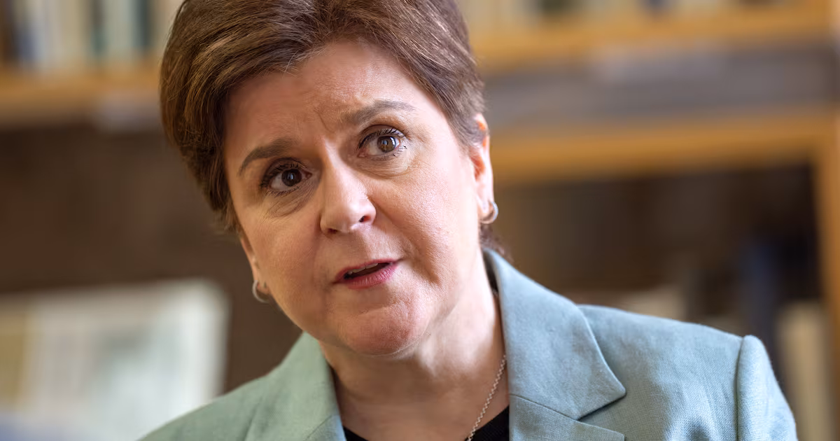 Gilruth criticizes Davis over Sturgeon comments