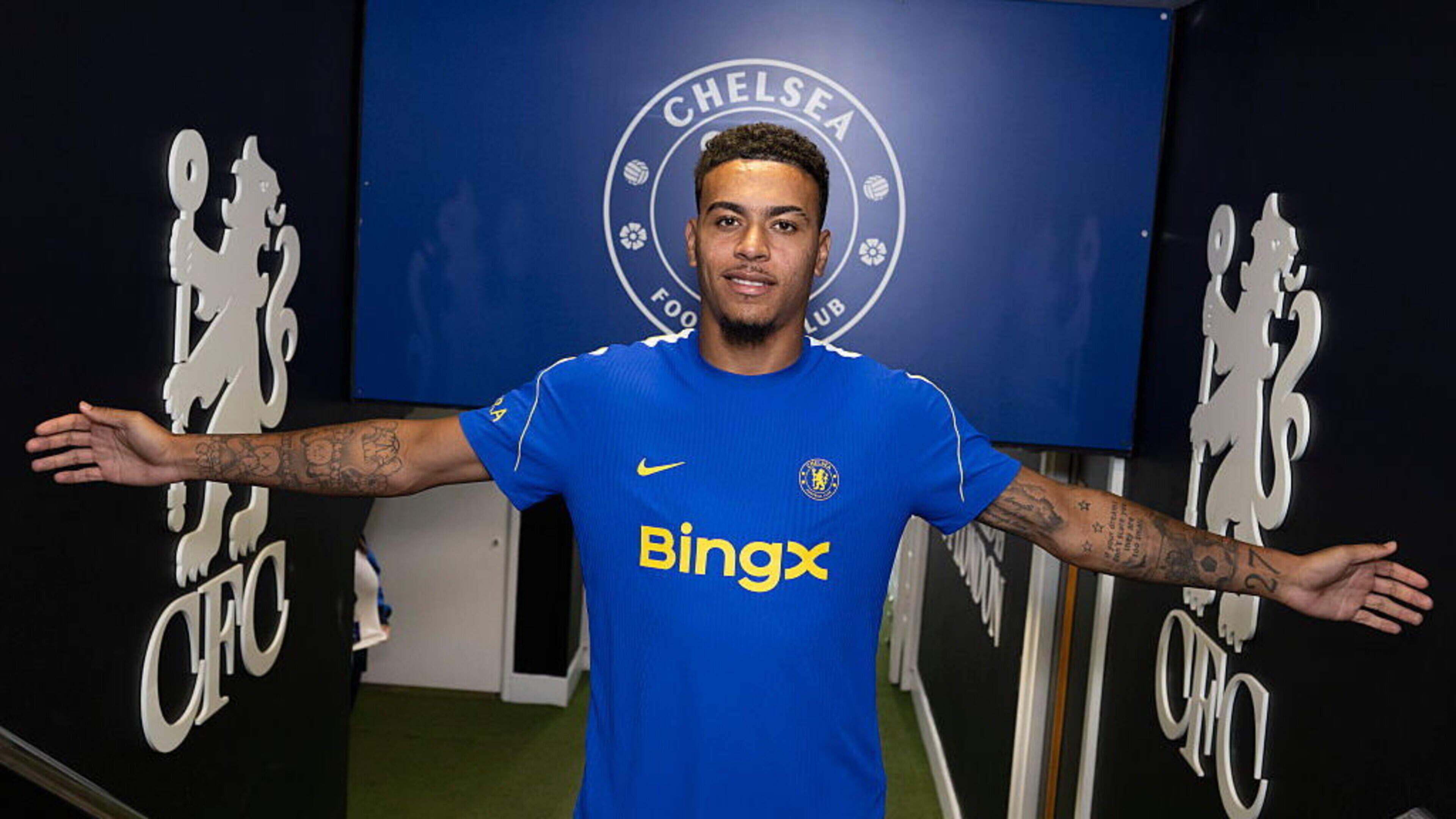 Morgan Rogers signs with Chelsea for £117 million