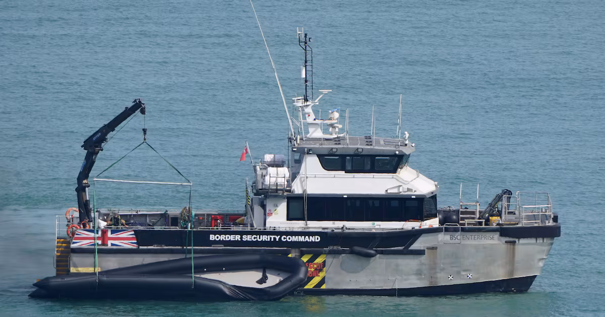 Record 165 migrants cross Channel to UK