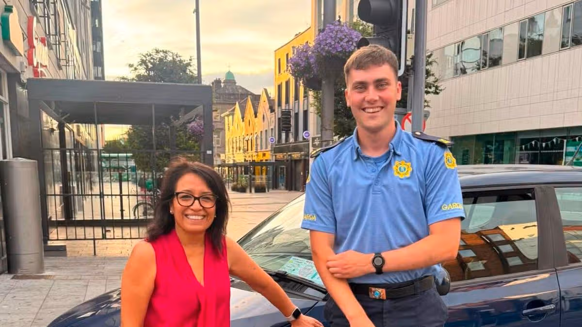 Limerick Garda Helps Motorist with Flat Tyre