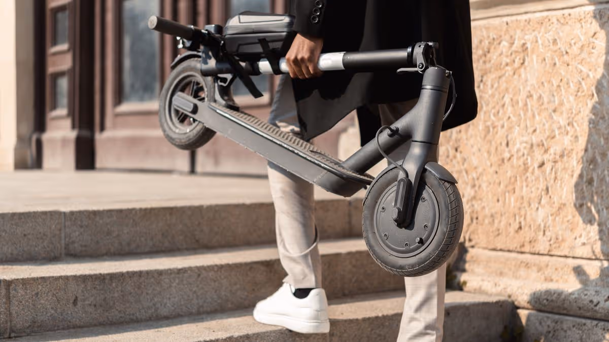 E-scooter regulations spark debate on policing