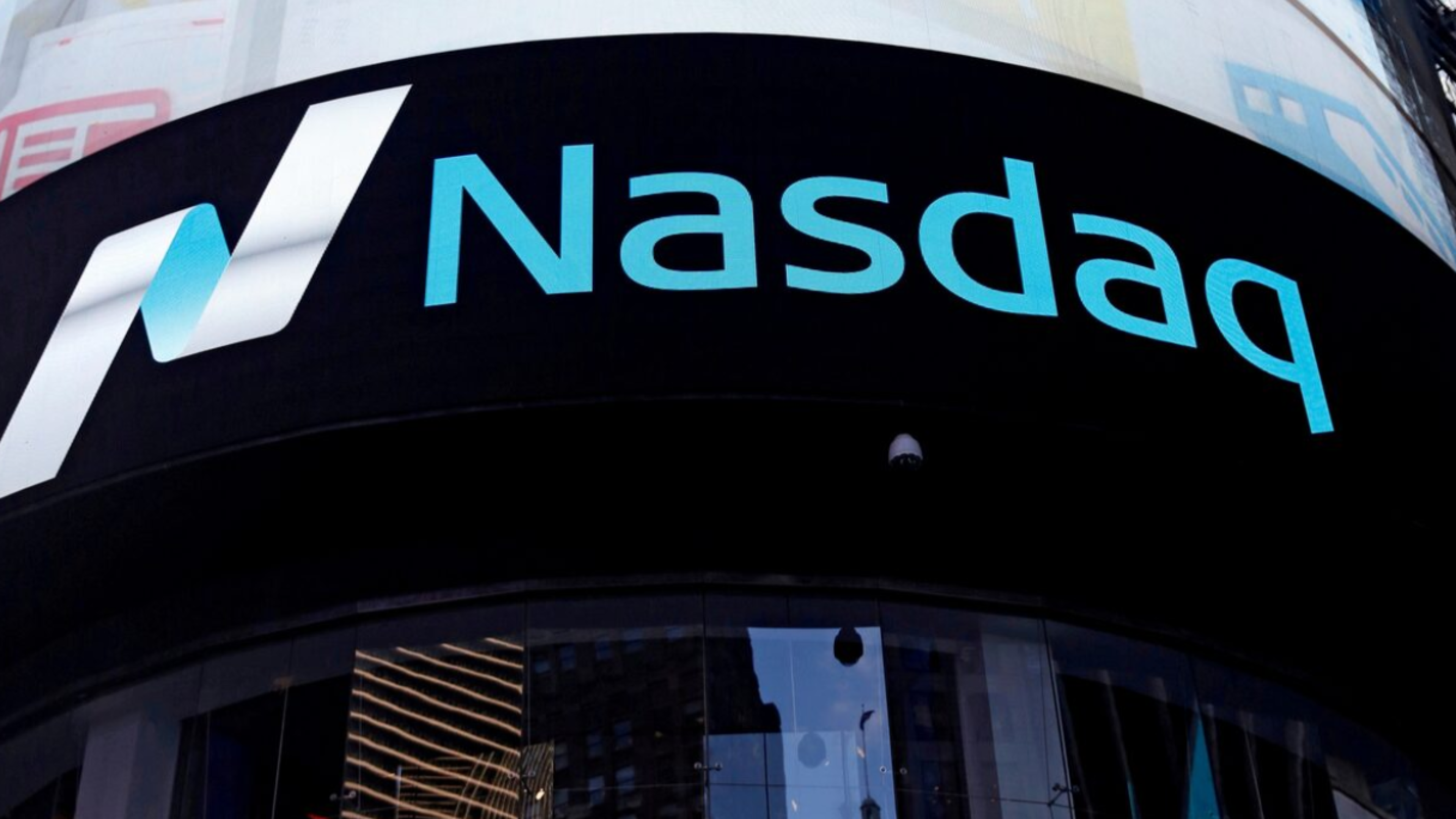 Semiconductor Stocks Sell-Off Amid AI Spending Concerns