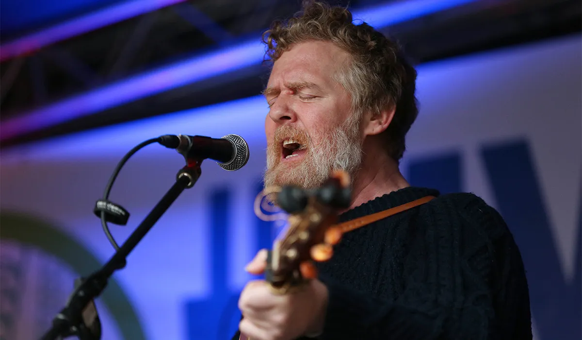 Glen Hansard's Final Hours Captured on Video