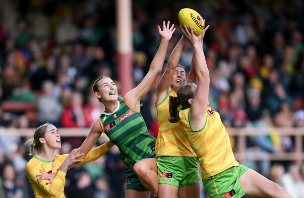 Australia Defeats Ireland 91-41 in AFLW Match