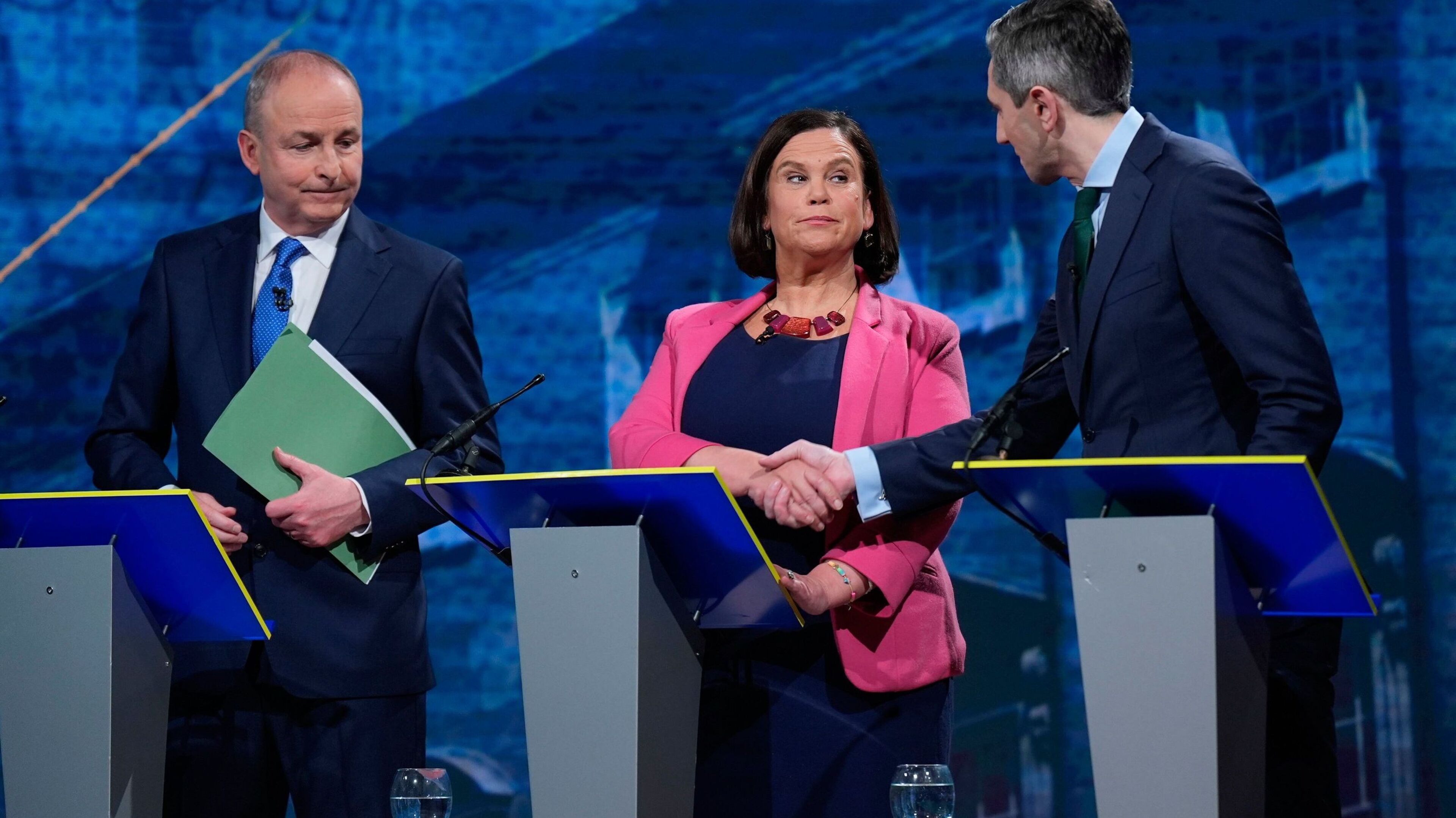 Fianna Fáil Approval Rating Drops to Two-Year Low