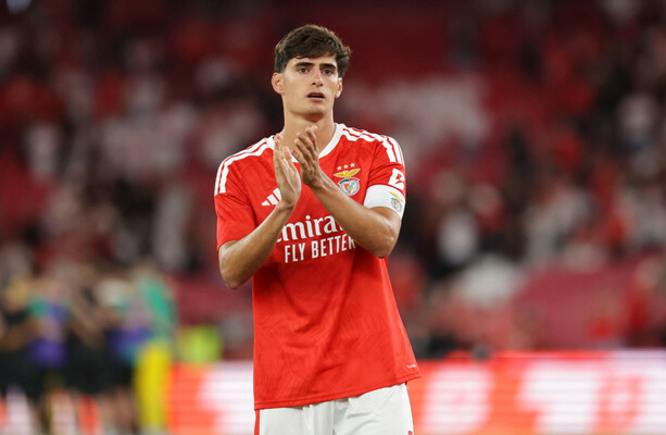 Bournemouth sign defender Silva from Benfica