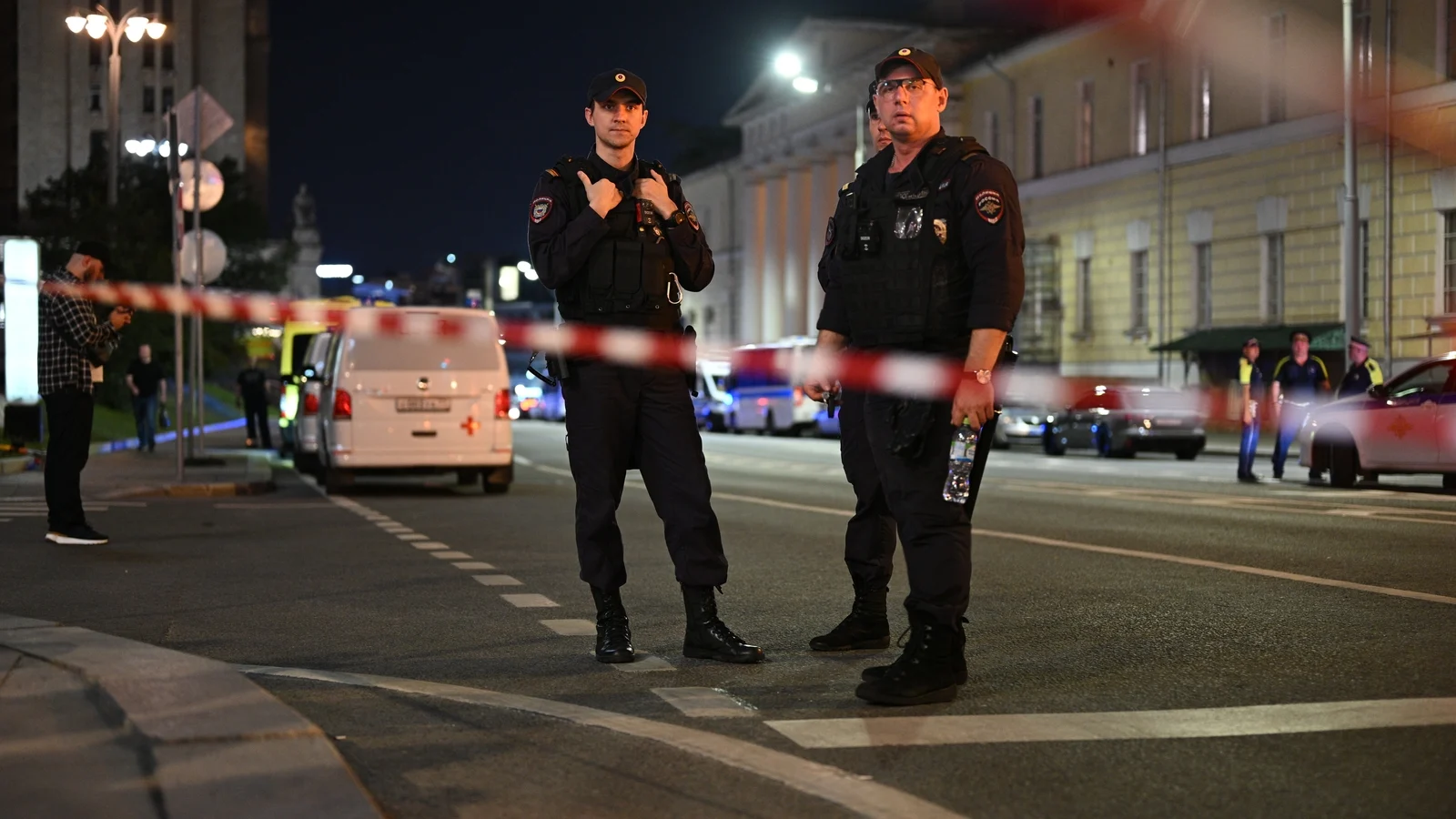Three killed in Moscow restaurant bomb attack