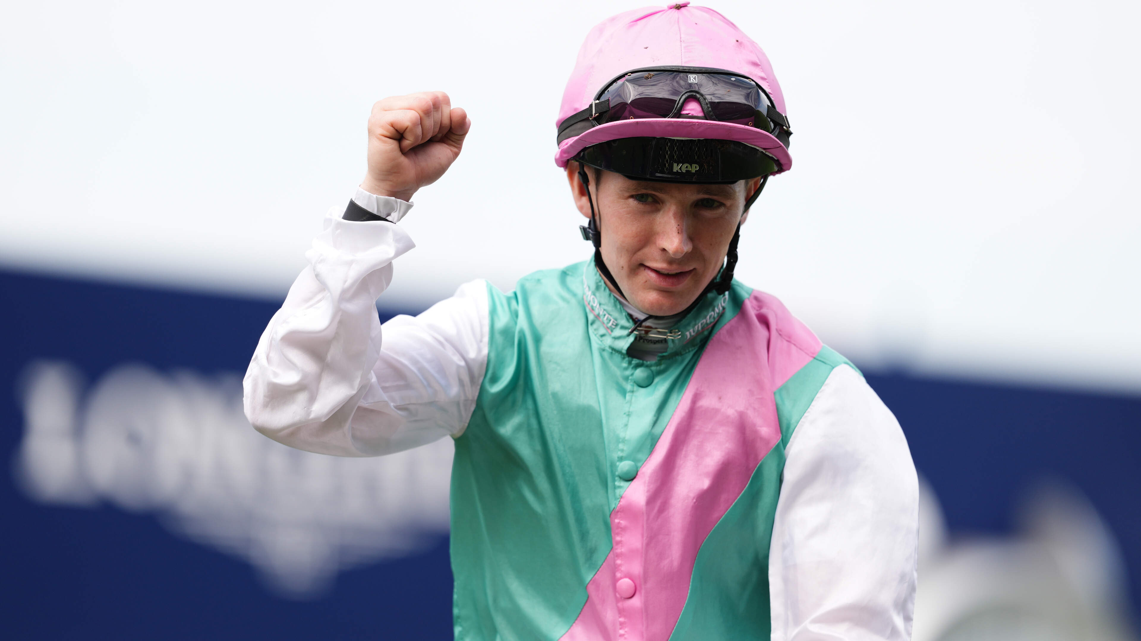 Blue Bolt Wins Deauville Feature Race