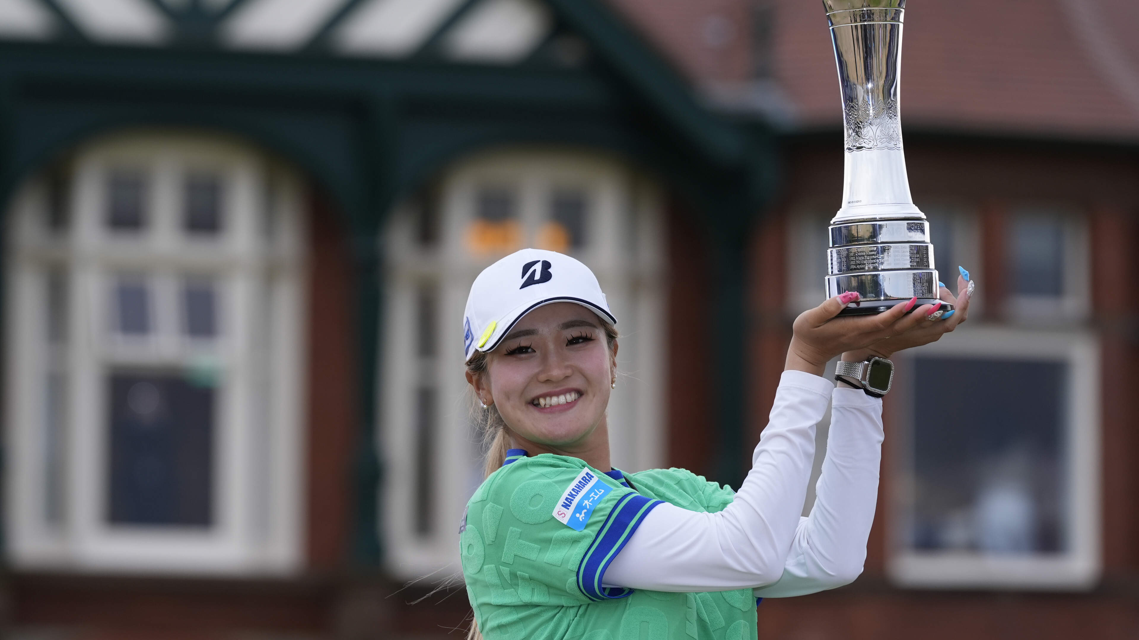 Kuwaki wins AIG Women's Open in play-off