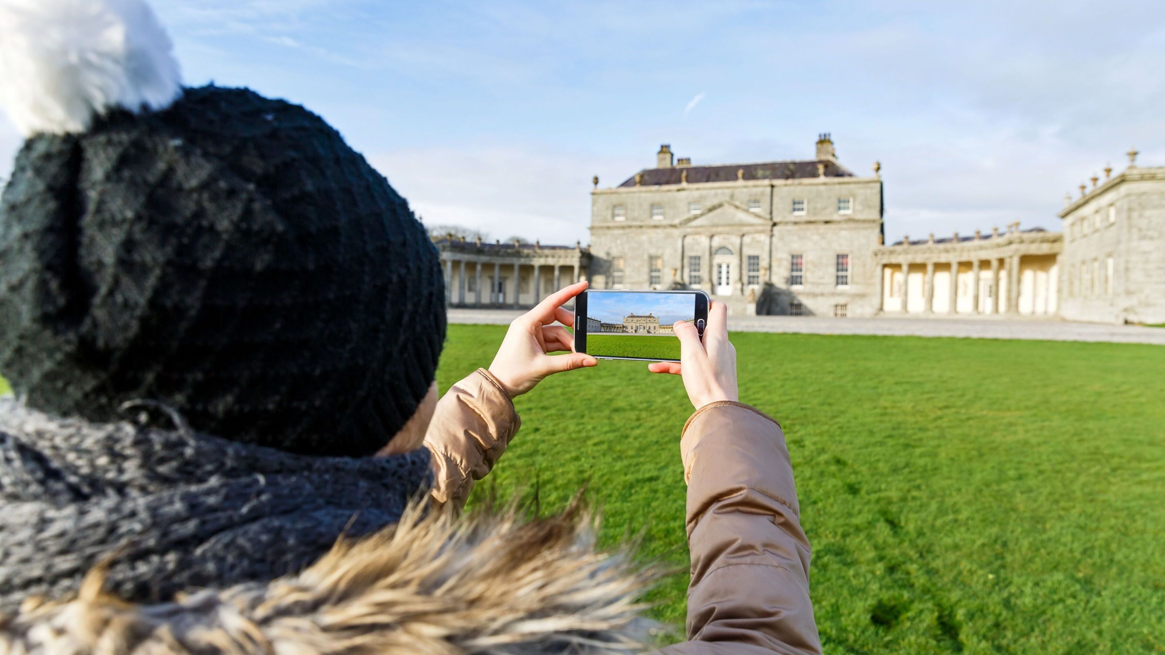 Russborough House Withdraws €600,000 from Reserves
