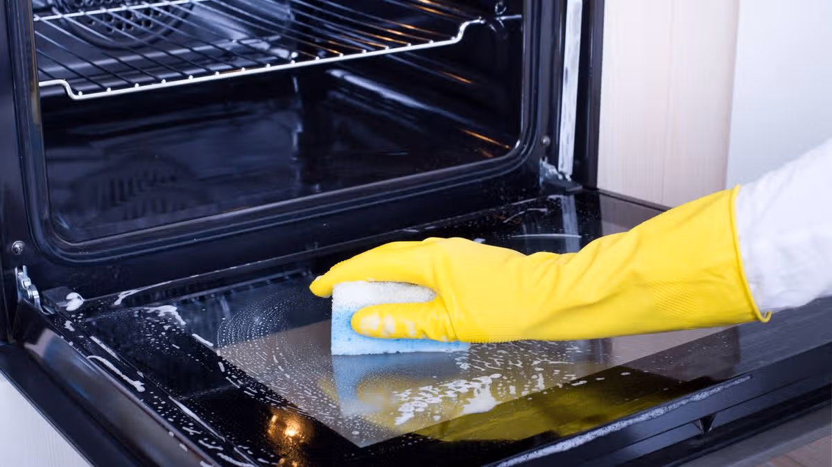 Woman Finds Better Oven Cleaning Method