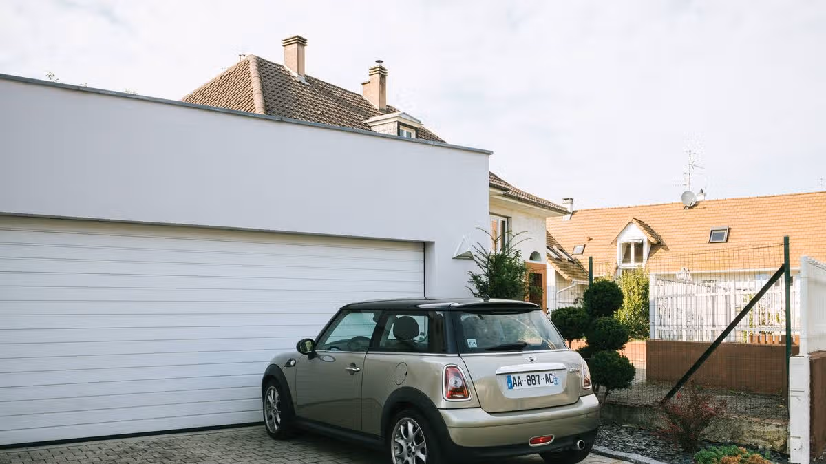 Woman Tows Neighbor's Car Blocking Driveway