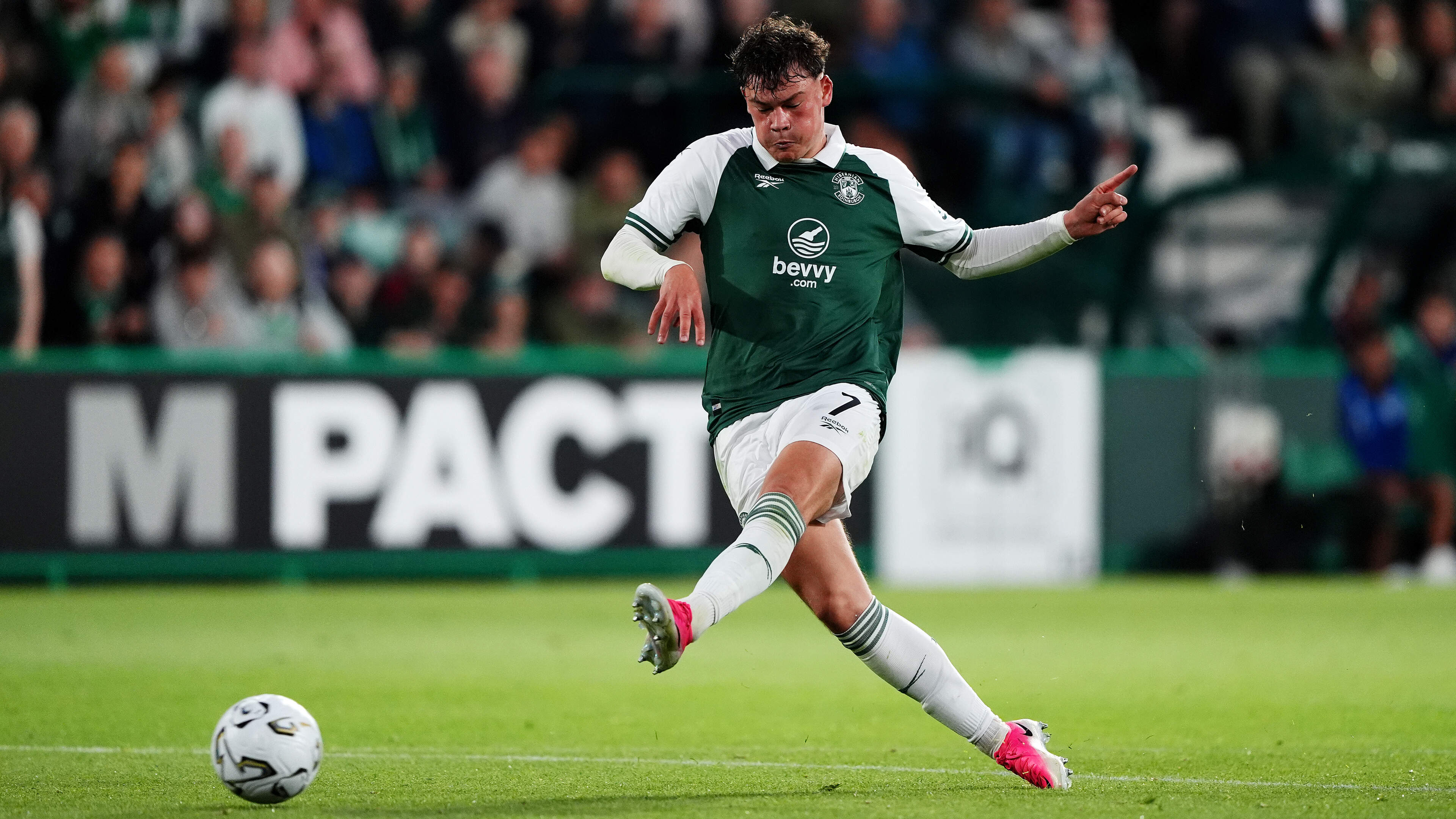 Owen Elding hopeful for autumn call-up