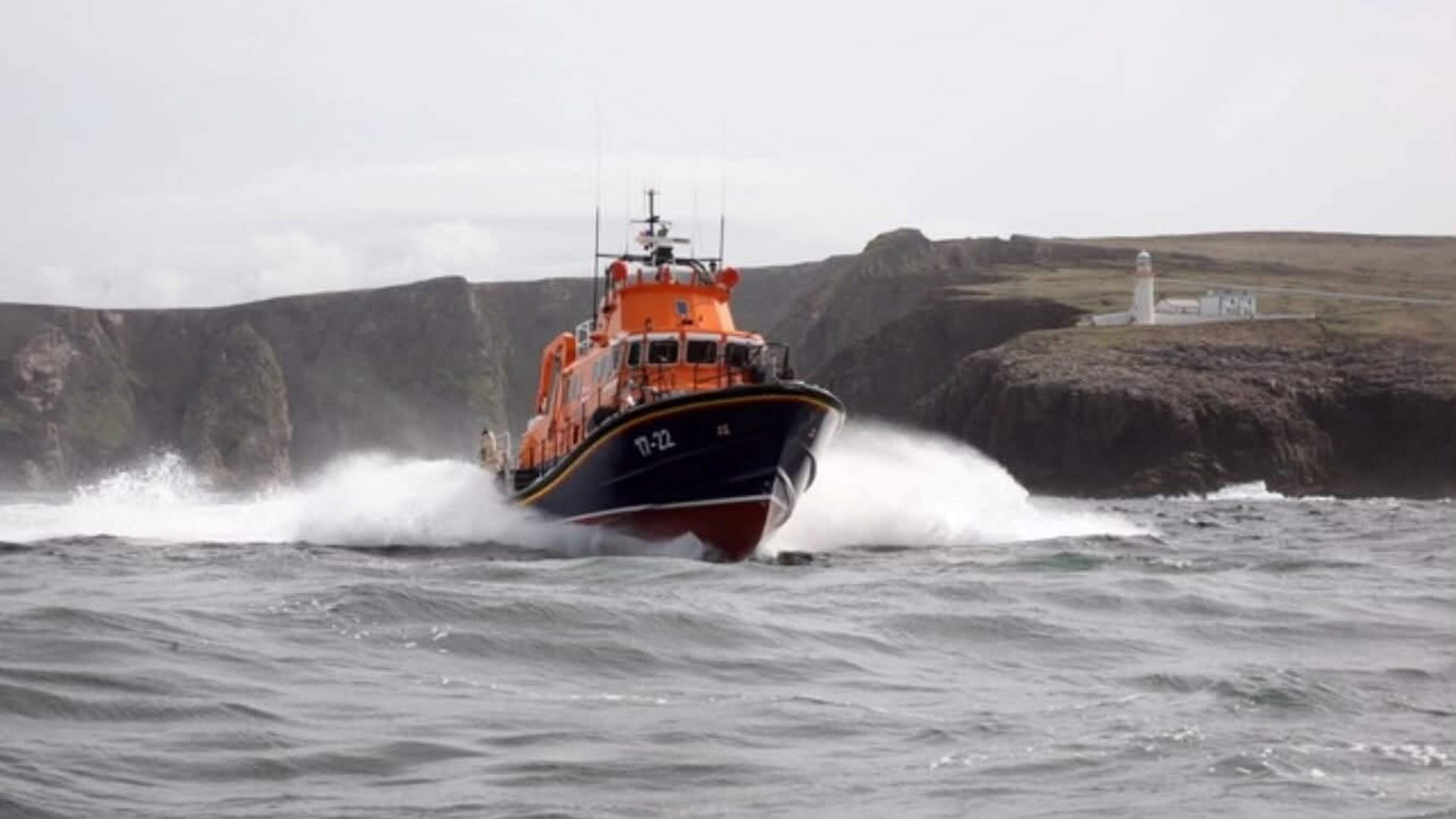 Donegal RNLI Rescues Six Stranded Paddleboarders
