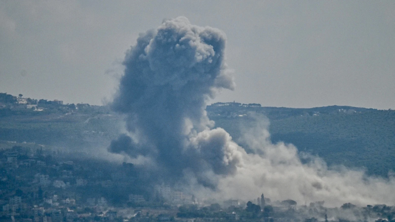 Israel Refuses Withdrawal from Southern Lebanon