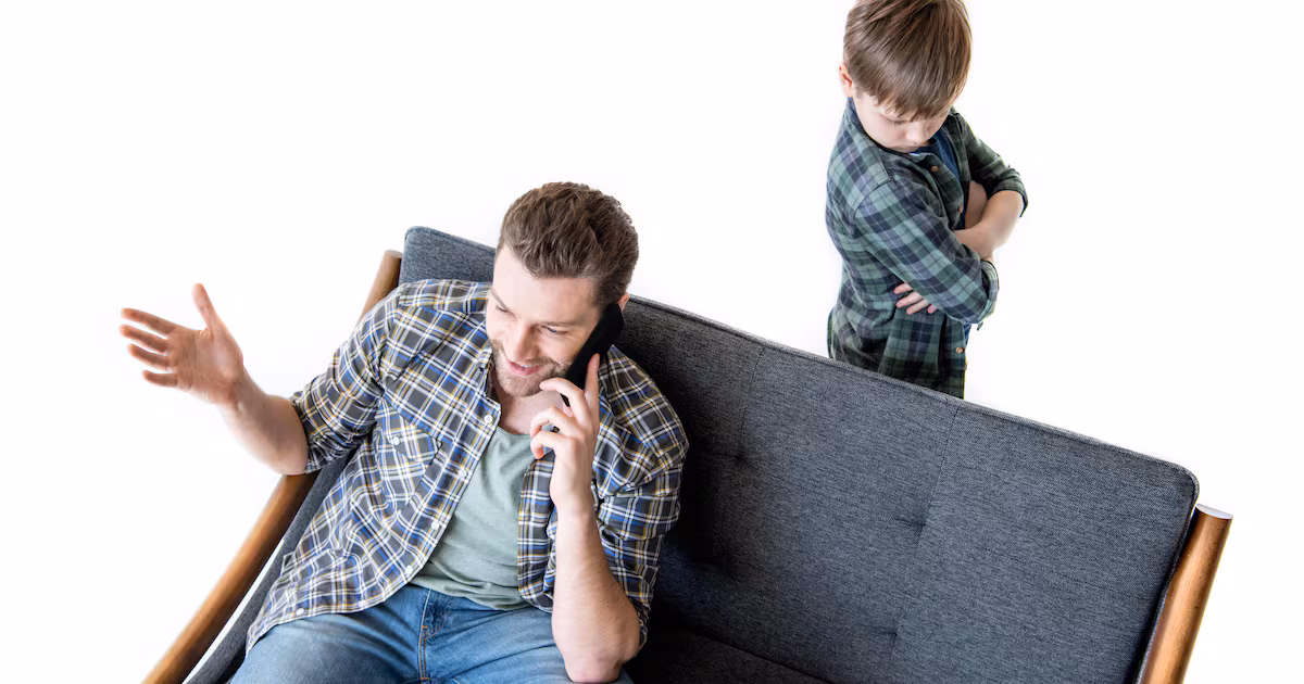 Parental Phone Use Affects Children Negatively