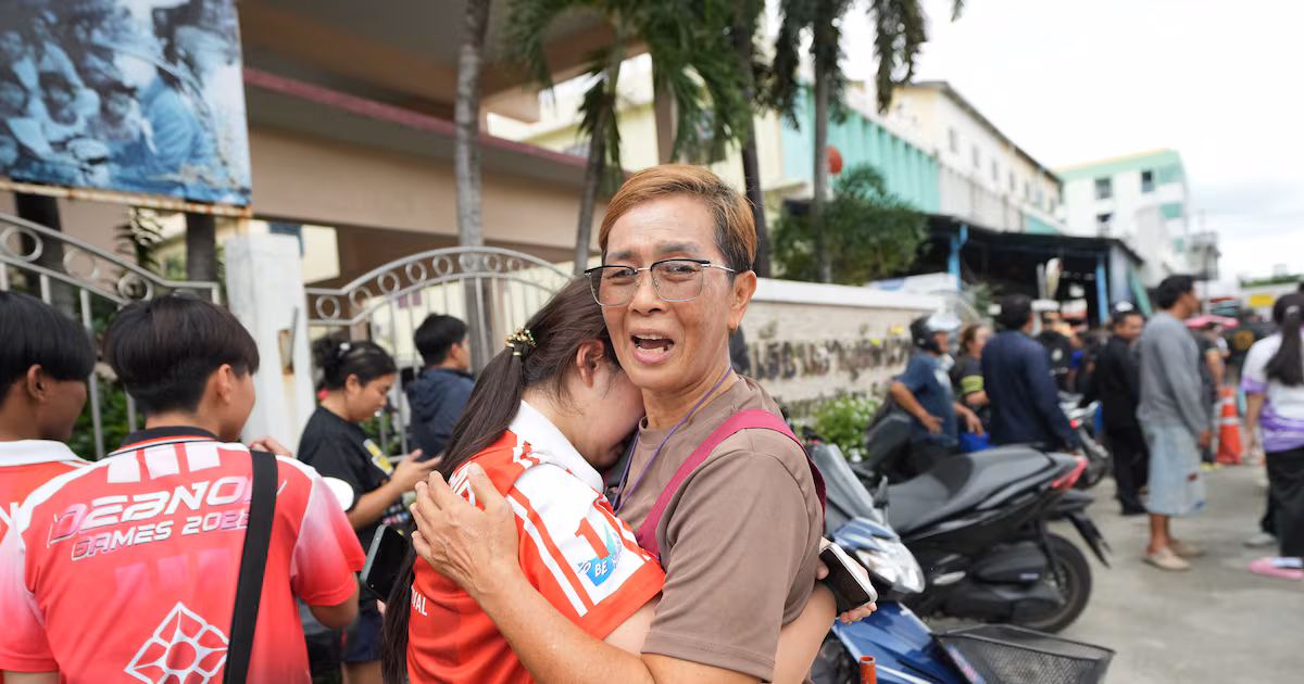 Pupil kills six in Thailand high school shooting