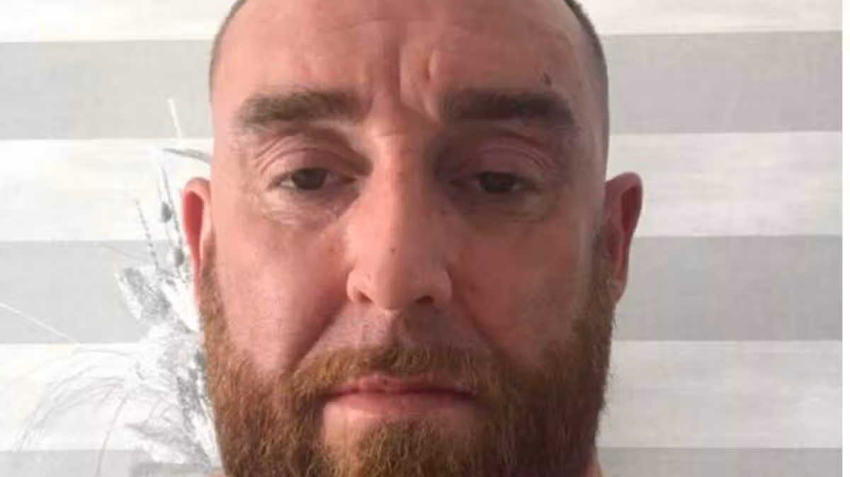 Lee Mercer dies in prison after assault conviction