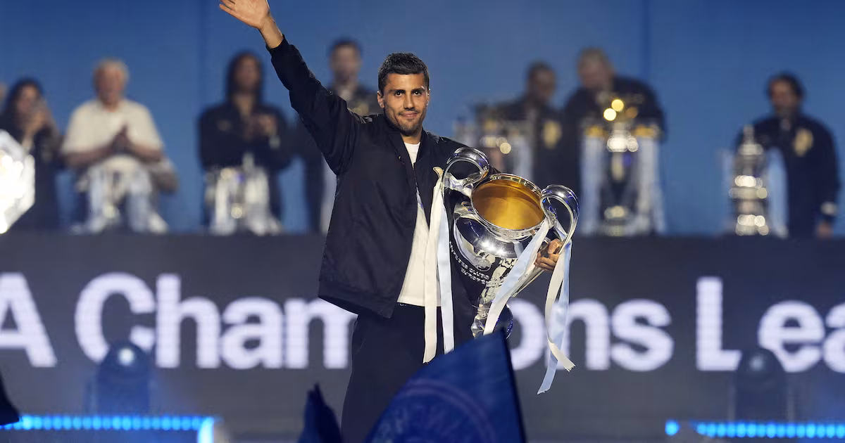 Manchester City Reject Barcelona's Bid for Rodri