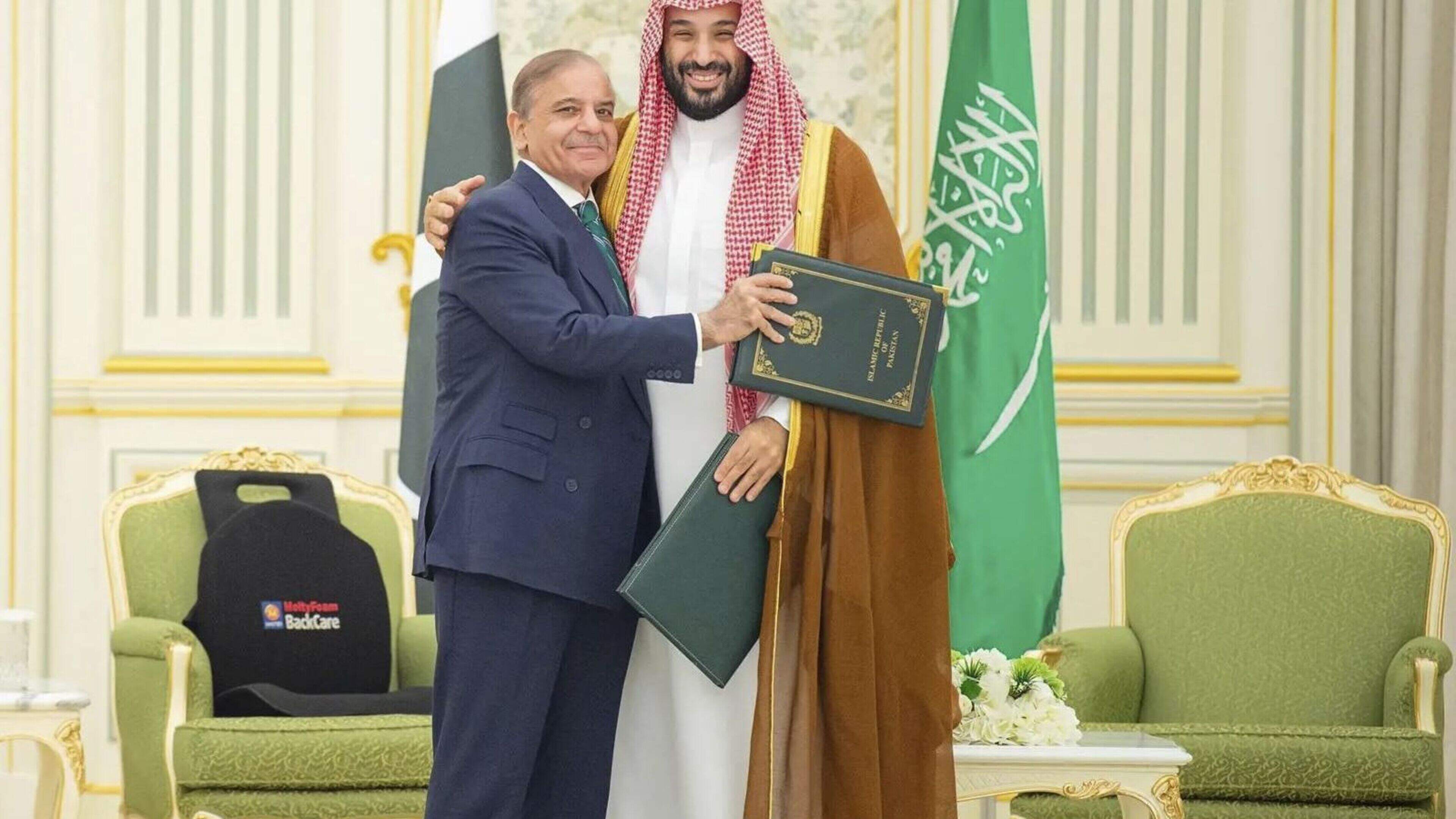 Saudi Arabia, Turkey, Pakistan Form Defence Pact