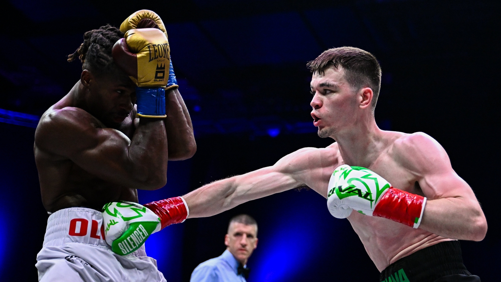 Aaron McKenna Wins IBF World Title in Dublin