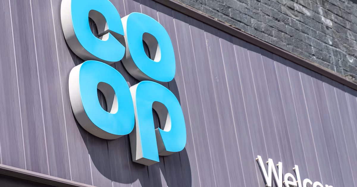 Co-op Group chairwoman Debbie White to step down