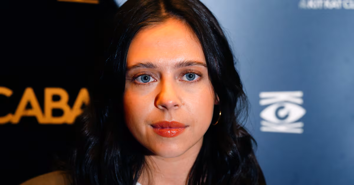 Bel Powley Disagrees with JK Rowling's Views