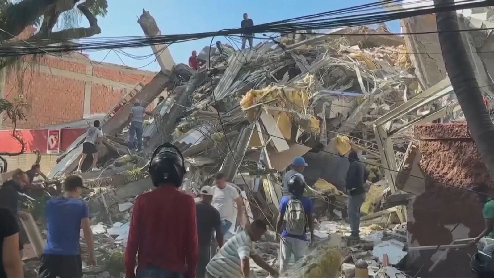 At least 20 dead after earthquake hits Colombia