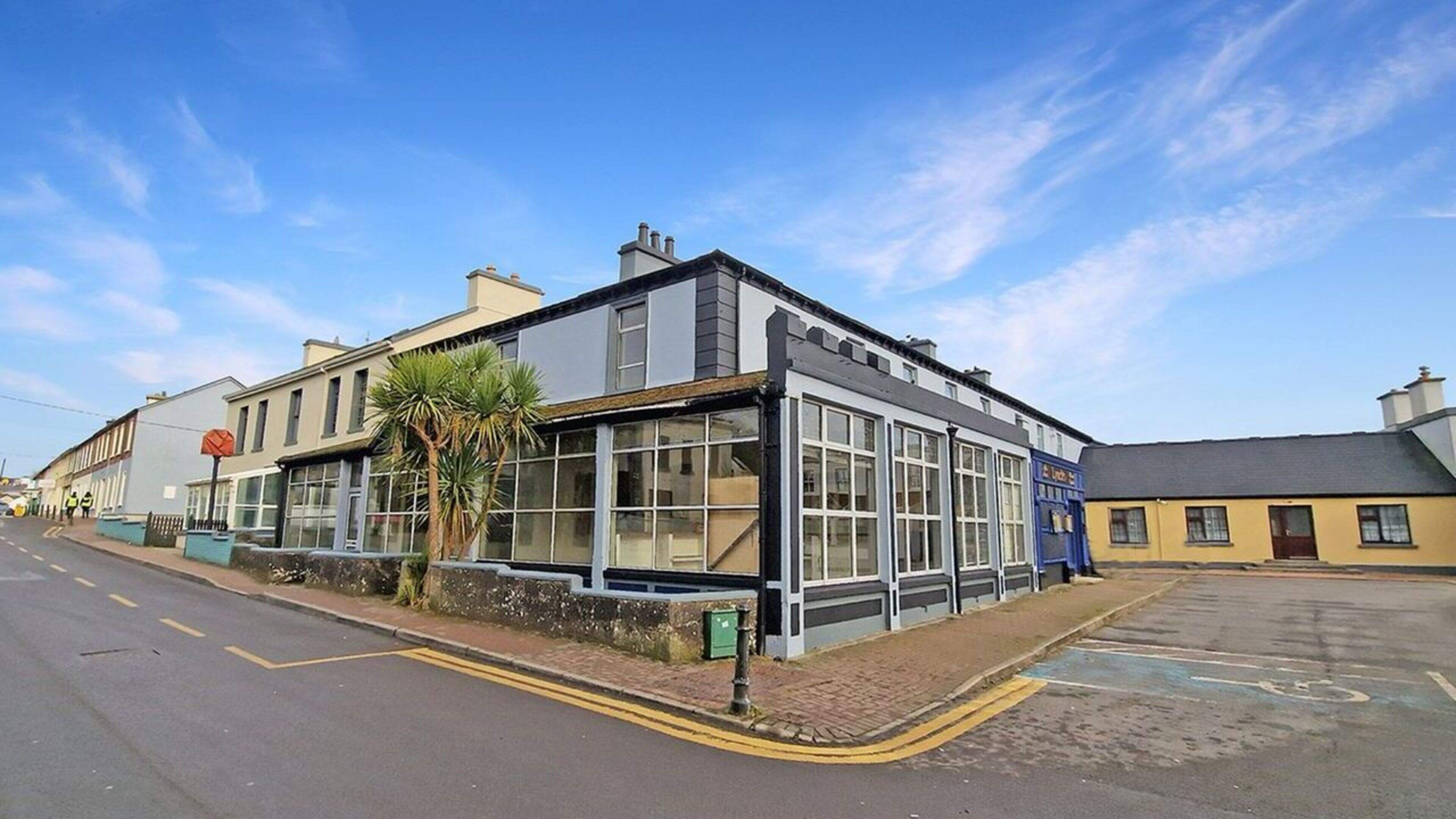 Clare hotel to become tourism hub