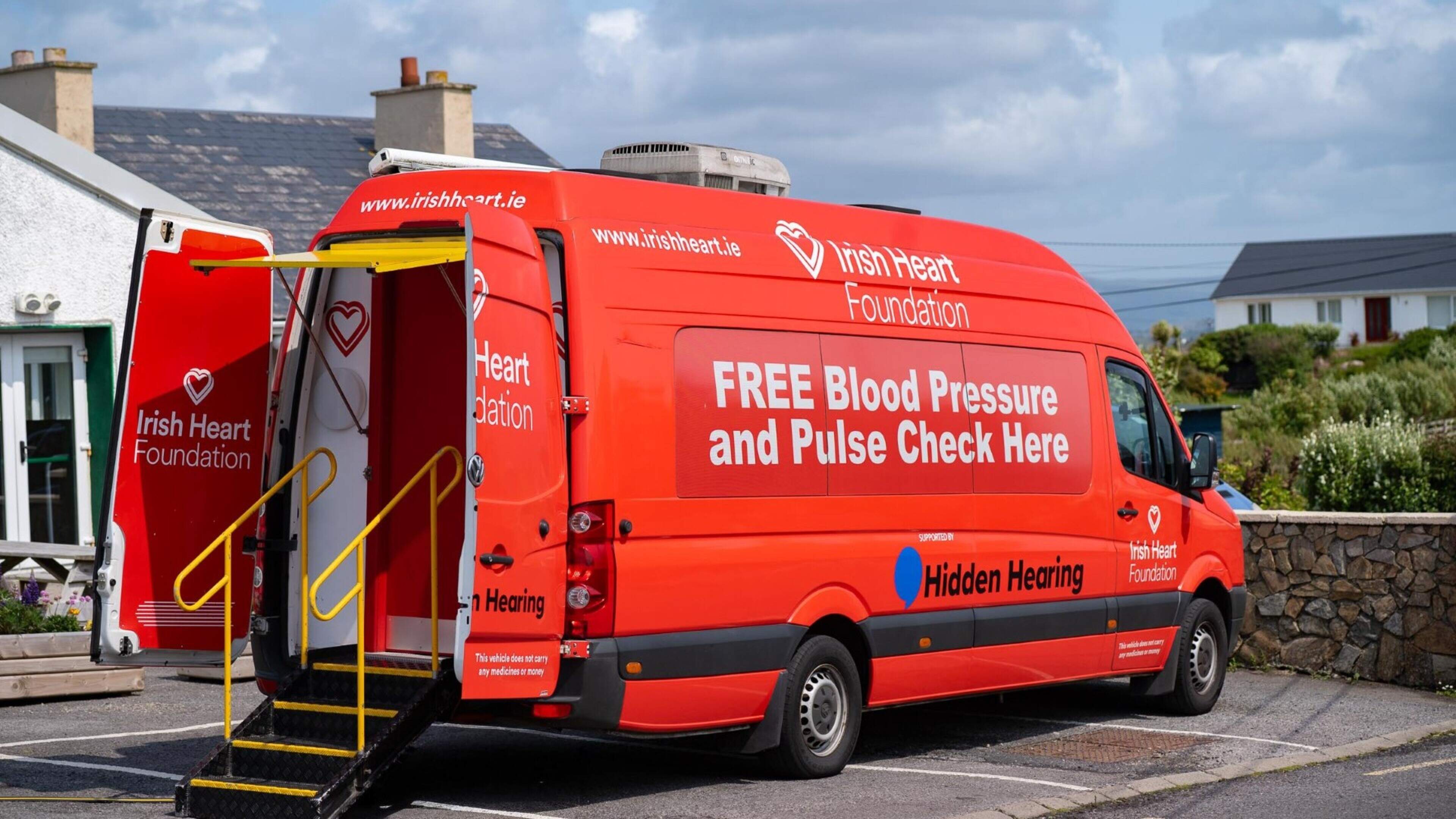 Mobile Health Units Offer Free Checks in Kilkenny