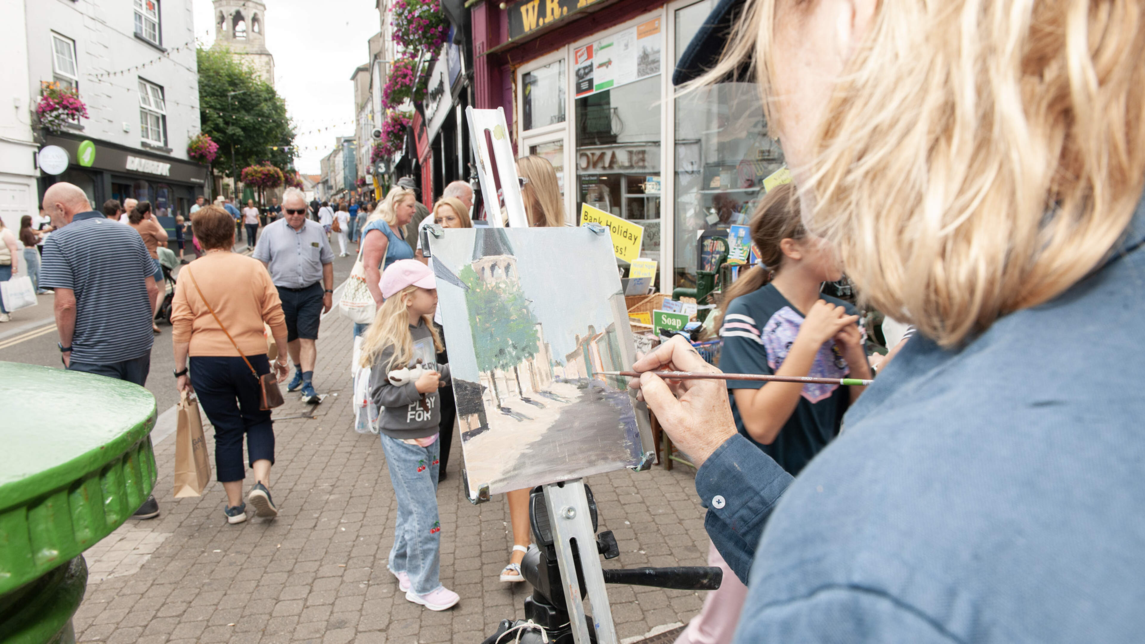 Wexford Mayor Commends Artists at Art Exhibition