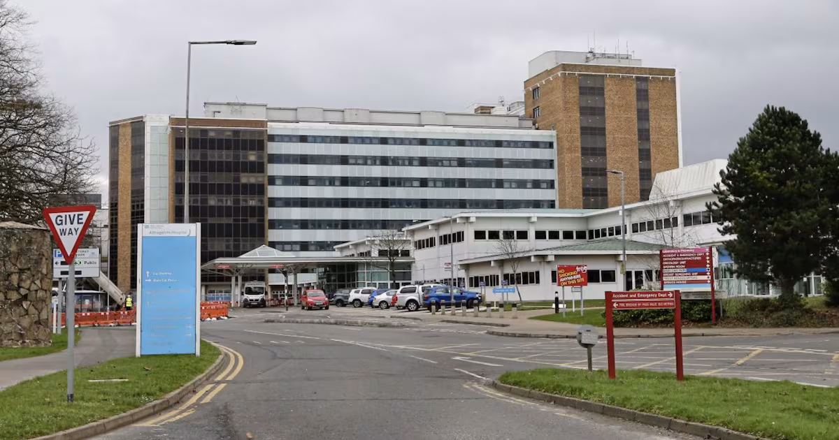One in six NI emergency patients wait over 12 hours
