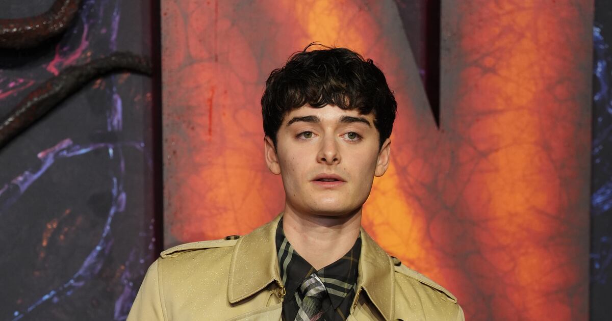 Noah Schnapp to Make Stage Debut in London