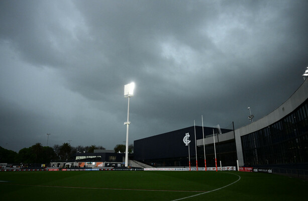 Duffy Returns Home from Carlton AFL Team
