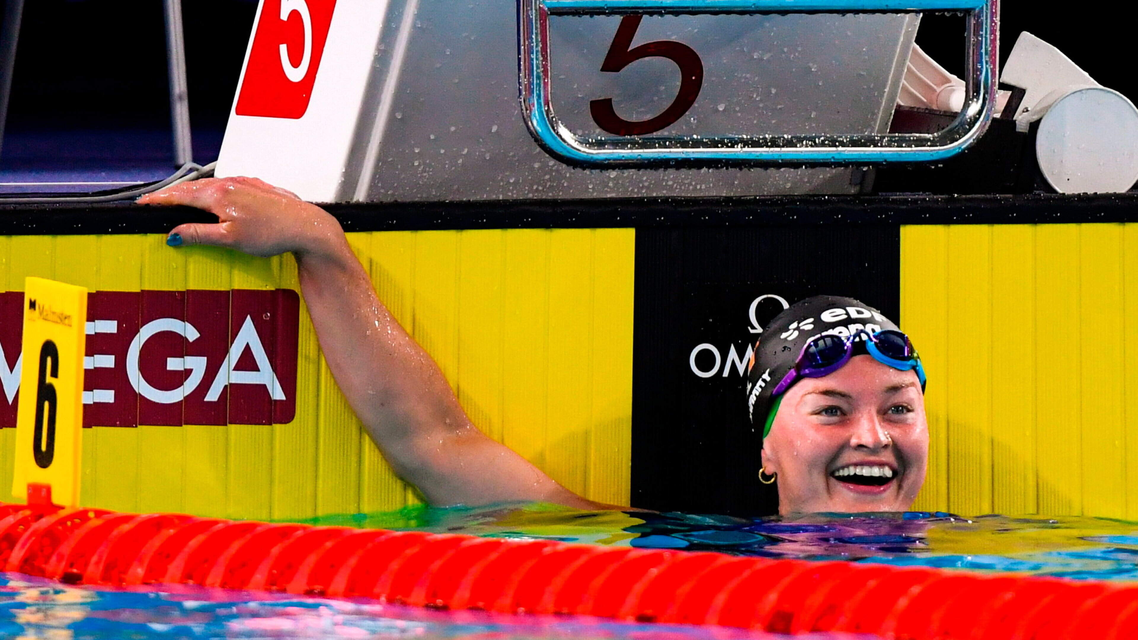 Mona McSharry Wins Silver Medal