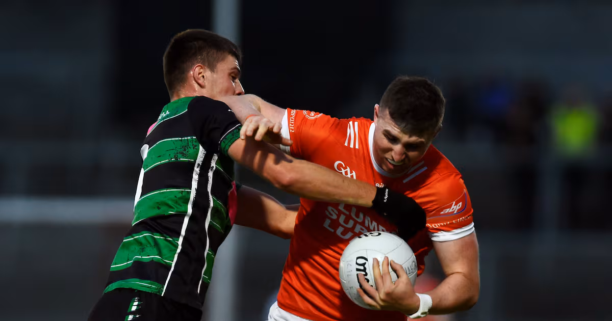 Clann Éireann Prepares for Tough Match Against Carrickcruppen