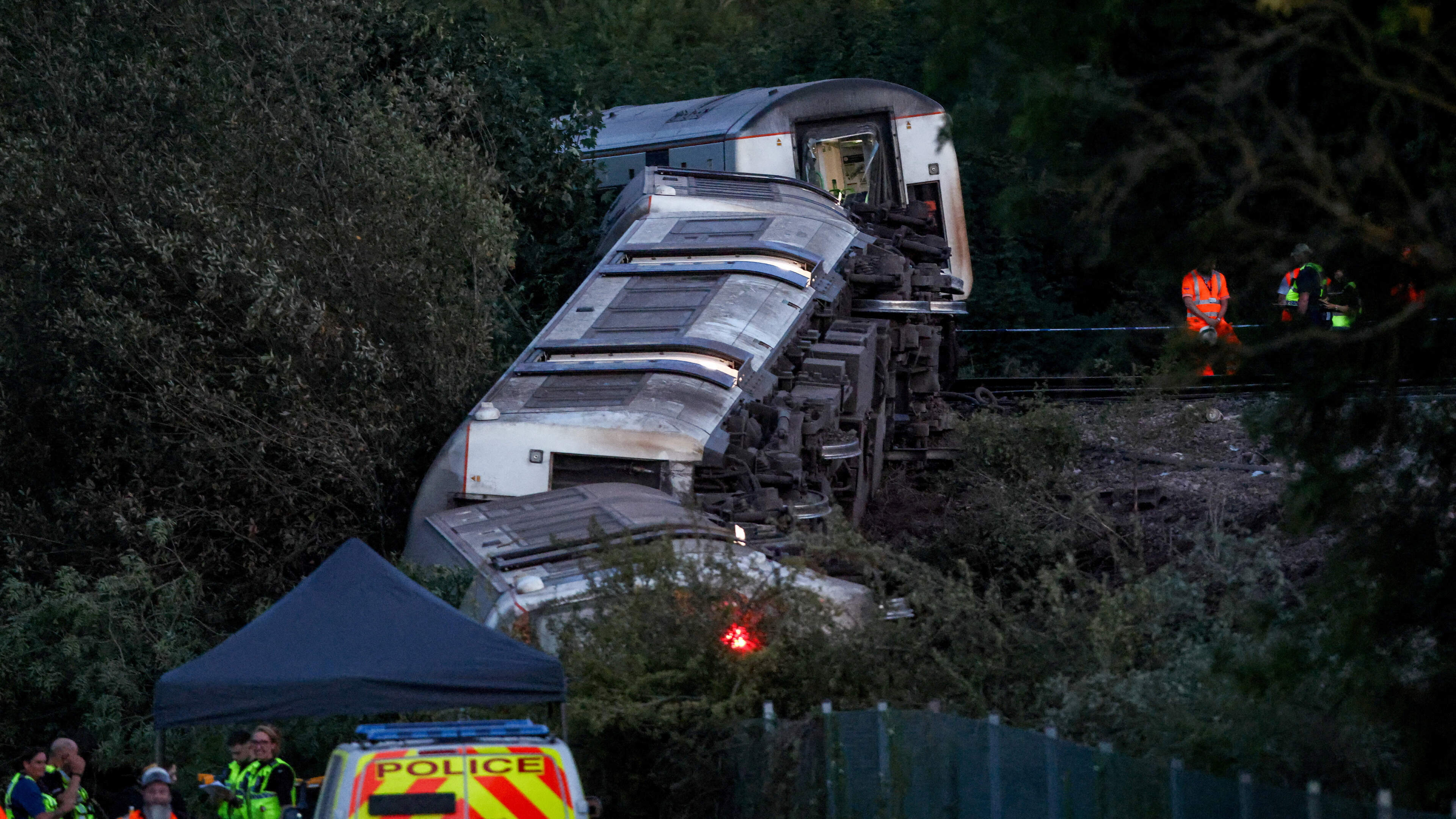 Second train derails in UK during heatwave