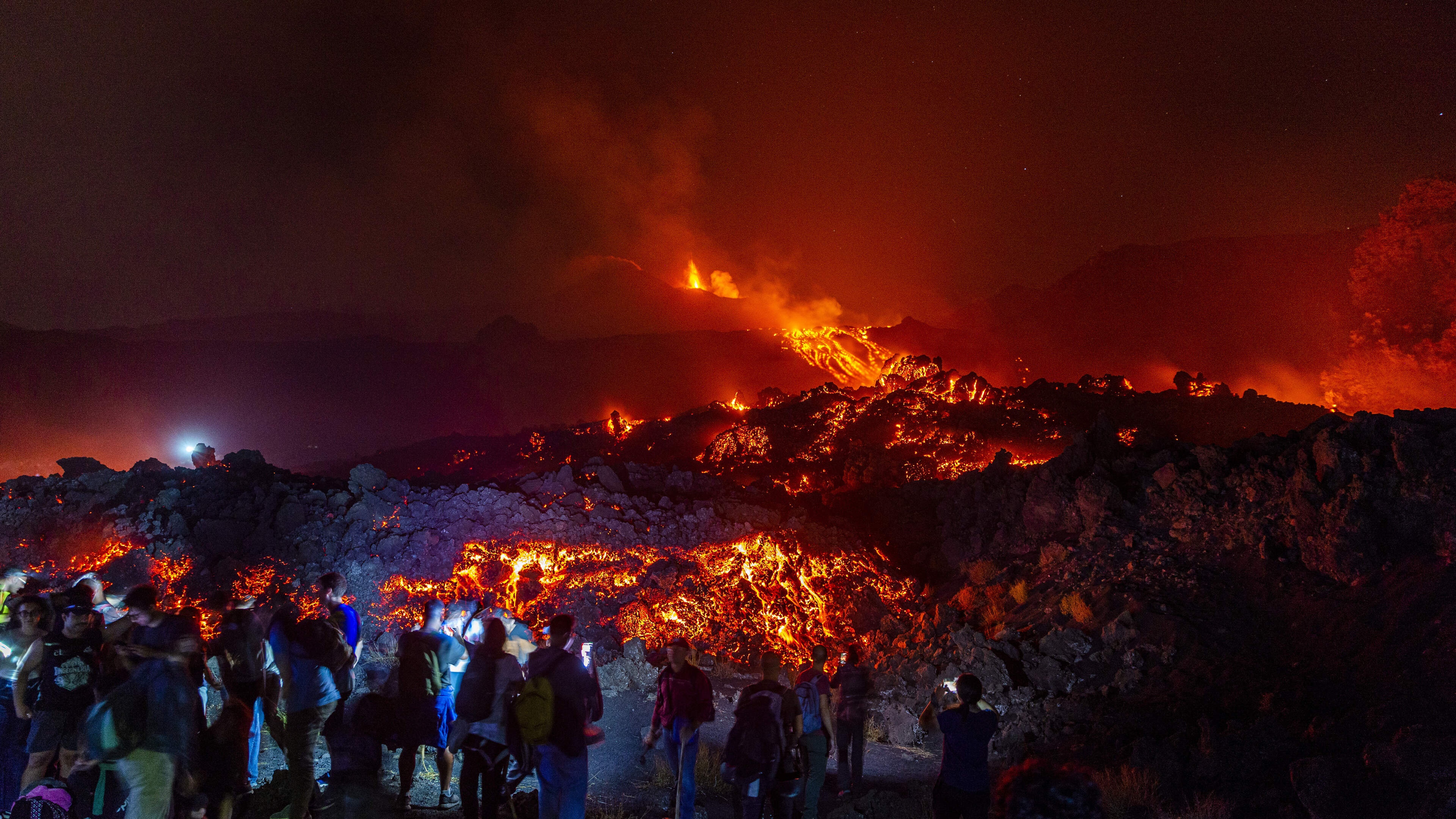 Mount Etna Eruption Closes Catania Airport