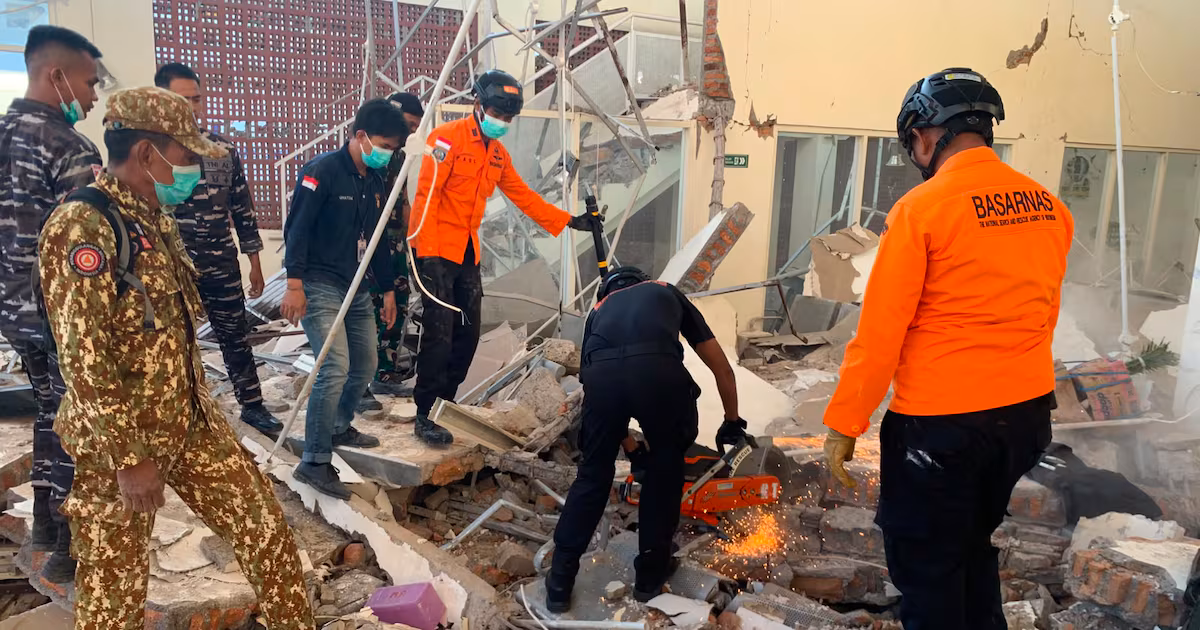 Magnitude 7.7 earthquake strikes off Indonesia